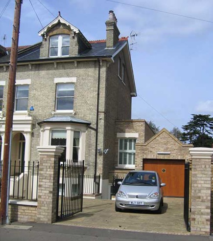 Domestic Extension in Kingston